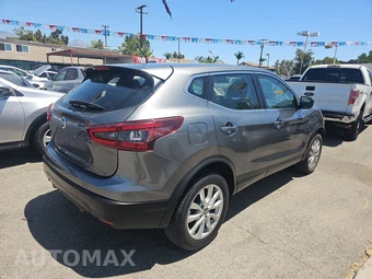 2021 Nissan Rogue Sport S - miniatura 4
