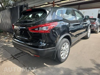 2021 Nissan Rogue Sport S - miniatura 4