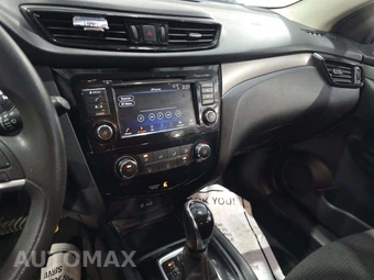 2021 Nissan Rogue Sport S - miniatura 10