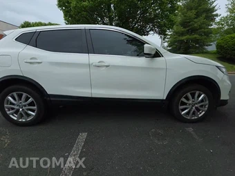 2021 Nissan Rogue Sport S - miniatura 5
