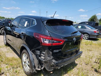 2021 Nissan Rogue Sport S - miniatura 5