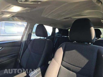2021 Nissan Rogue Sport S - miniatura 11