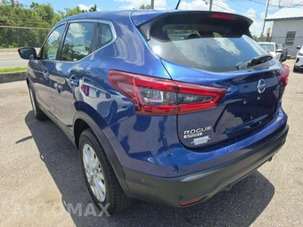 2021 Nissan Rogue Sport S - miniatura 2