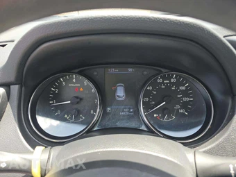 2021 Nissan Rogue Sport S - miniatura 9