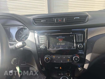 2021 Nissan Rogue Sport S – miniatura 10