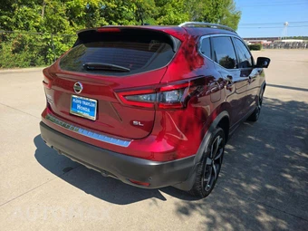 2021 Nissan Rogue Sport SL - miniatura 3