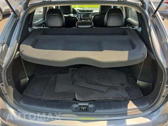 2021 Nissan Rogue Sport SL - miniatura 14