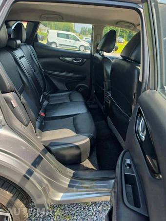 2021 Nissan Rogue Sport SL - miniatura 16