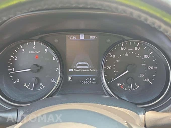 2021 Nissan Rogue Sport SL - miniatura 9