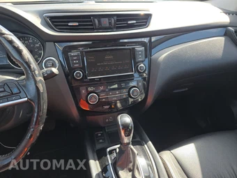 2021 Nissan Rogue Sport SL - miniatura 17