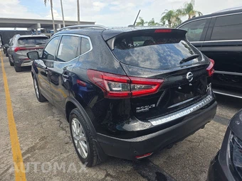 2021 Nissan Rogue Sport SV - miniatura 6