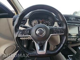 2021 Nissan Rogue Sport SV - miniatura 10