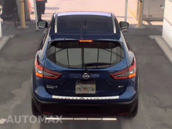 2021 Nissan Rogue Sport SV - miniatura 5