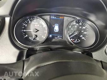2021 Nissan Rogue Sport SV - miniatura 12