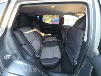 2021 Nissan Rogue Sport SV - miniatura 16