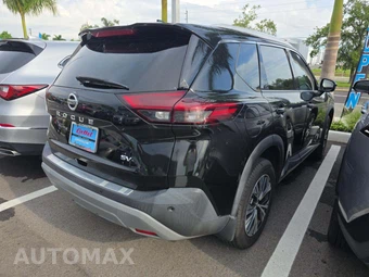 2021 Nissan Rogue SV - miniatura 3