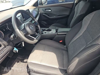 2021 Nissan Rogue SV - miniatura 7