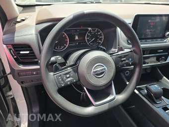 2021 Nissan Rogue SV - miniatura 10
