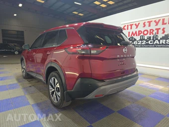 2021 Nissan Rogue SV - miniatura 2