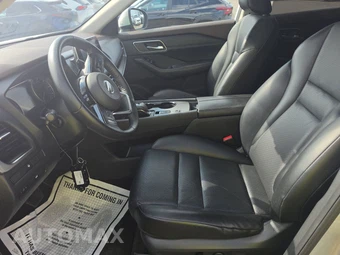 2021 Nissan Rogue SV - miniatura 7