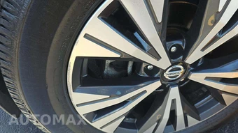 2021 Nissan Rogue SV – miniatura 23