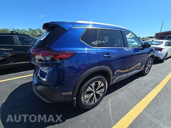2021 Nissan Rogue SV – miniatura 4