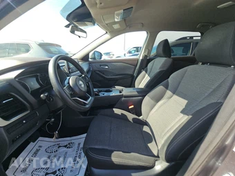 2021 Nissan Rogue SV – miniatura 13