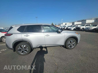 2021 Nissan Rogue SV - miniatura 4