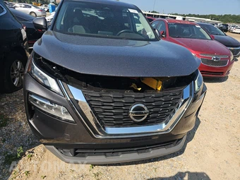 2021 Nissan Rogue SV – miniatura 2