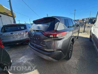 2021 Nissan Rogue SV - miniatura 3