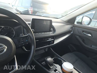 2021 Nissan Rogue SV – miniatura 11