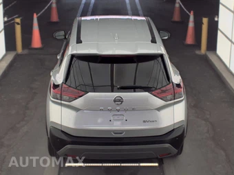 2021 Nissan Rogue SV – miniatura 5