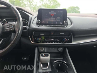 2021 Nissan Rogue SV - miniatura 7
