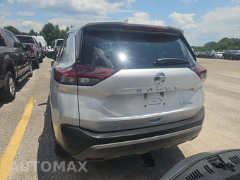 2021 Nissan Rogue SV - miniatura 5