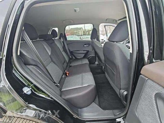 2021 Nissan Rogue SV - miniatura 17