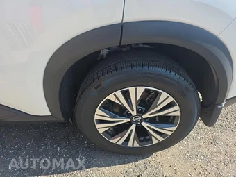 2021 Nissan Rogue SV - miniatura 11