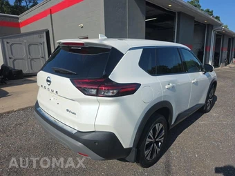2021 Nissan Rogue SV - miniatura 4