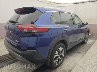 2021 Nissan Rogue SV – miniatura 4