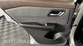 2021 Nissan Rogue SV - miniatura 27