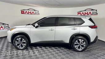 2021 Nissan Rogue SV - miniatura 4