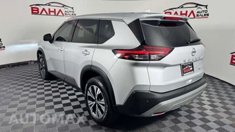 2021 Nissan Rogue SV - miniatura 5