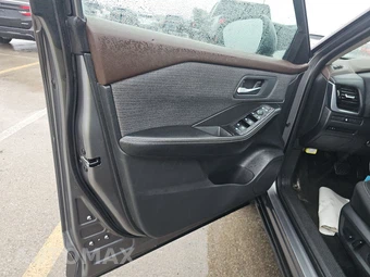 2021 Nissan Rogue SV - miniatura 9