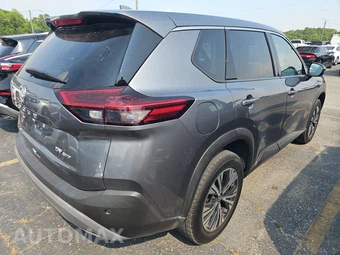 2021 Nissan Rogue SV – miniatura 4