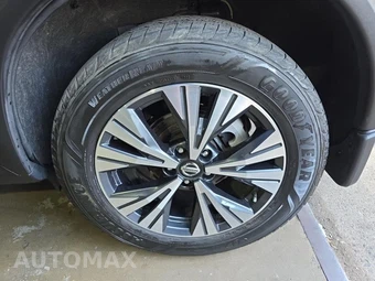2021 Nissan Rogue SV – miniatura 11