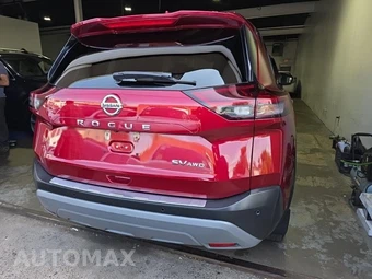 2021 Nissan Rogue SV – miniatura 5