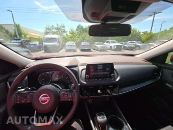 2021 Nissan Rogue SV - miniatura 10