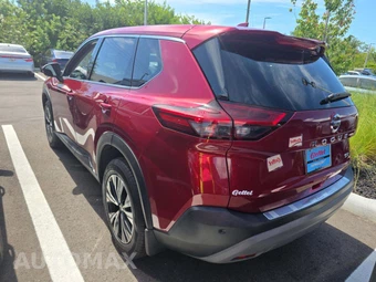 2021 Nissan Rogue SV - miniatura 2