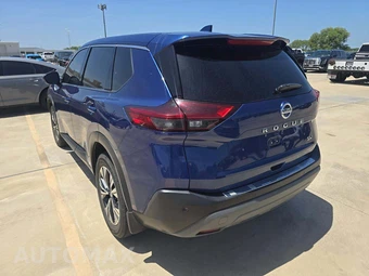 2021 Nissan Rogue SV – miniatura 2