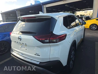 2021 Nissan Rogue SV - miniatura 4