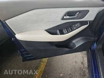 2021 Nissan Rogue SV - miniatura 9